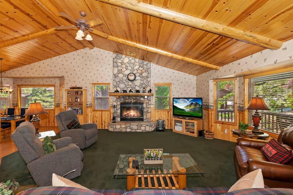 Teakwood - 3-Br Spa, Fire Pit, Quiet, Ac, Centrally Located Villa Big Bear Lake Kültér fotó