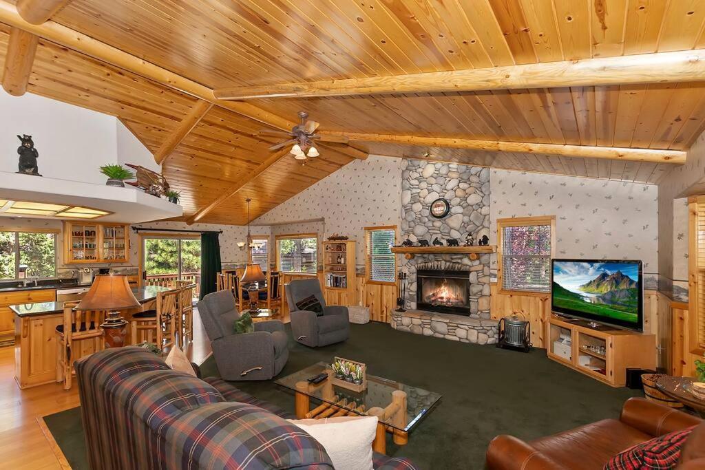 Teakwood - 3-Br Spa, Fire Pit, Quiet, Ac, Centrally Located Villa Big Bear Lake Kültér fotó